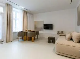 City Center - Ogarna 1 Art in Apartment by Apartmore