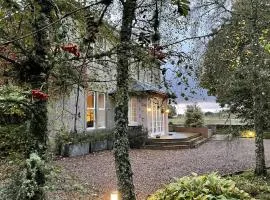 Cairns Farmhouse