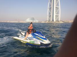 A one sports jetski rental, khách sạn ở Dubai
