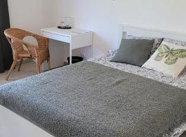 Guest House "Country Mornings", hotel u Kragujevcu