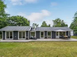 Holiday Home Sverkel - 700m from the sea by Interhome