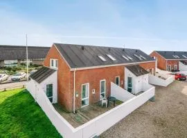 Apartment Ginger - 2-3km from the sea by Interhome