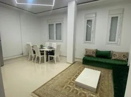 Belle appartement tout neuf à mostaganem