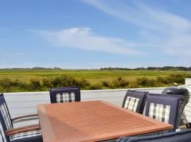 Apartment Arabella - 2-3km from the sea by Interhome