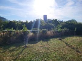 Kempování s výhledem na hrady, campamento en Zdice