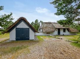 Holiday Home Lilo - 1km from the sea by Interhome, hotel in Blåvand