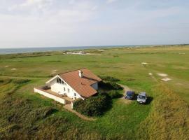 Holiday Home Botilla - 150m from the sea by Interhome, hotel u gradu 'Blåvand'