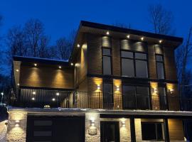 Spa Mountains & Ultimate Comfort - Le Jameson, ξενοδοχείο με σπα σε Saint-Philémon