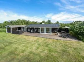 Holiday Home Anund - 1-4km from the sea by Interhome