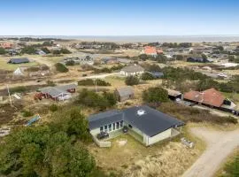 Holiday Home Yorik - 800m from the sea by Interhome