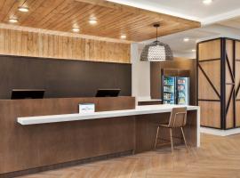 Staybridge Suites Indianapolis South - Greenwood by IHG、グリーンウッドのホテル