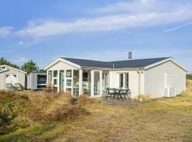 Holiday Home Avelin - 800m from the sea by Interhome, hotel u gradu Torsted