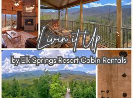 Views Hot Tub Outdoor Living, hotel i Rocky Grove