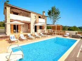 Villa Artemisia by Villa Plus