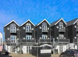 Apartment Varnava - 200m from the sea by Interhome