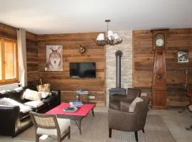 Appartement 3 chambres, 2 sdb, parking, proche pistes, équipements de standing - FR-1-572-46