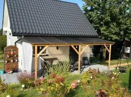 Mały biały domek Wadowice SPA jacuzzi sauna Gorzen blisko Wadowic