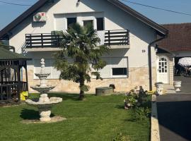 Gorgeous cottage home, nhà nghỉ dưỡng ở Novi Marof