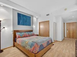302B Market View | European Village