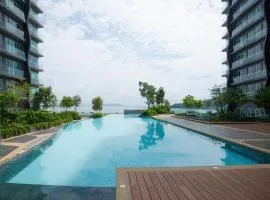 Seaview Vacation Home, 2mins Queensbay