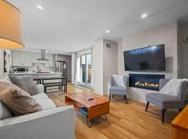 Modern Townhome For Long Stays Near Sloans Lake