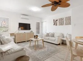 Rockingham Beach Breeze 2BR Retreat