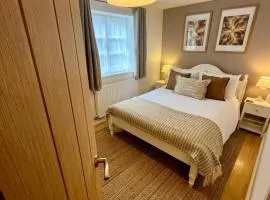 The Granary, Wonderful Riverside Accommodation