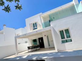 Casa Millo, hotel in Costa Teguise