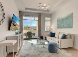 Two Bedroom Condo in Olde Naples