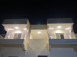 The Nile Paradise, hotel in Al Aqālitah