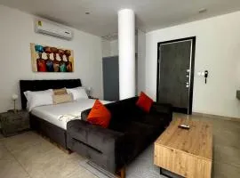 Aviora Suites at Peter James Court