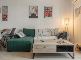 Music Hall Apartment, hotel a Baile Felix