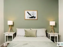 Alice's Central Stay: Parking + Close to the Motor Point Arena