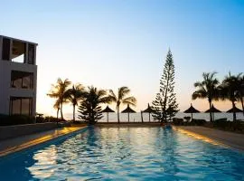 Paradise by the Sea with Infinity Pool