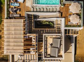 Alenor City Hotel, hotel with pools in Naxos Chora