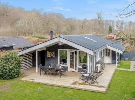 SJ215-Bjert-Binderup-Strandpark-6، فندق في Åbjerg