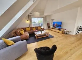Luxurious 3BR Penthouse w terrace&parking