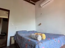 Quartos no Caribe Amazônico com vistas para a Praia do Amor