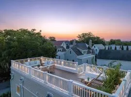 Hot Tub & Rooftop & Parking - 3 Blocks to King