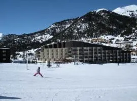 Résidence Chalmettes - Appartement sur les pistes des ski avec parking MAE-1524