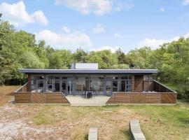 LL207 Humble - Piledybet 52 A, Hotel in Humble