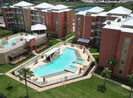La Isla F102 condo