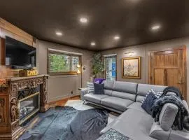 Park City Retreat Walk to Main plus Private Hot Tub