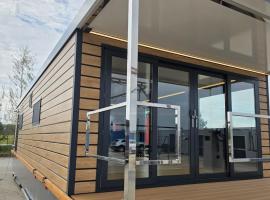 Hausboot Baltic Loft, hotel a Fehmarn