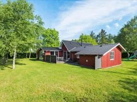 C11204-Hemmet-Bowleren-1