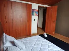 Casa Amplia y cómoda en zona tranquila de la ciudad