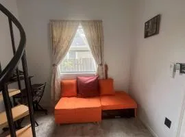 Stylish 1BR Near Downtown & UL - Perfect for Couples & Solo Stays