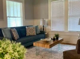 Top-Rated Cozy Cottage Near ATX and TX State