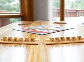 Resort Hot Tub Pool Gym Ski-in out Fire Pits