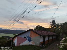 CASA LICHIs, hotel s parkov&aacute;n&iacute;m v destinaci Suchitoto